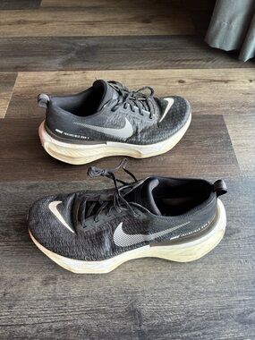 Nike ZOOMX INVINCIBLE 3 EXTRA WIDE 'BLACK WHITE'